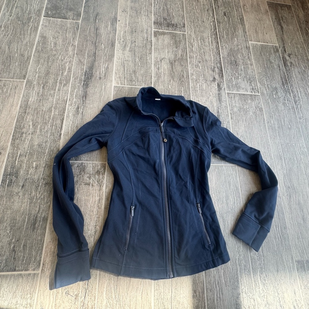 Lululemon navy blue define jacket size 4 - Picture 4 of 9
